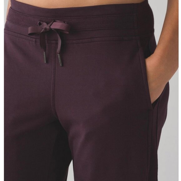 Lululemon Joggers Cotton Terry Sz 8 Black Cherry EUC Fleece Please Joggers - Picture 1 of 11